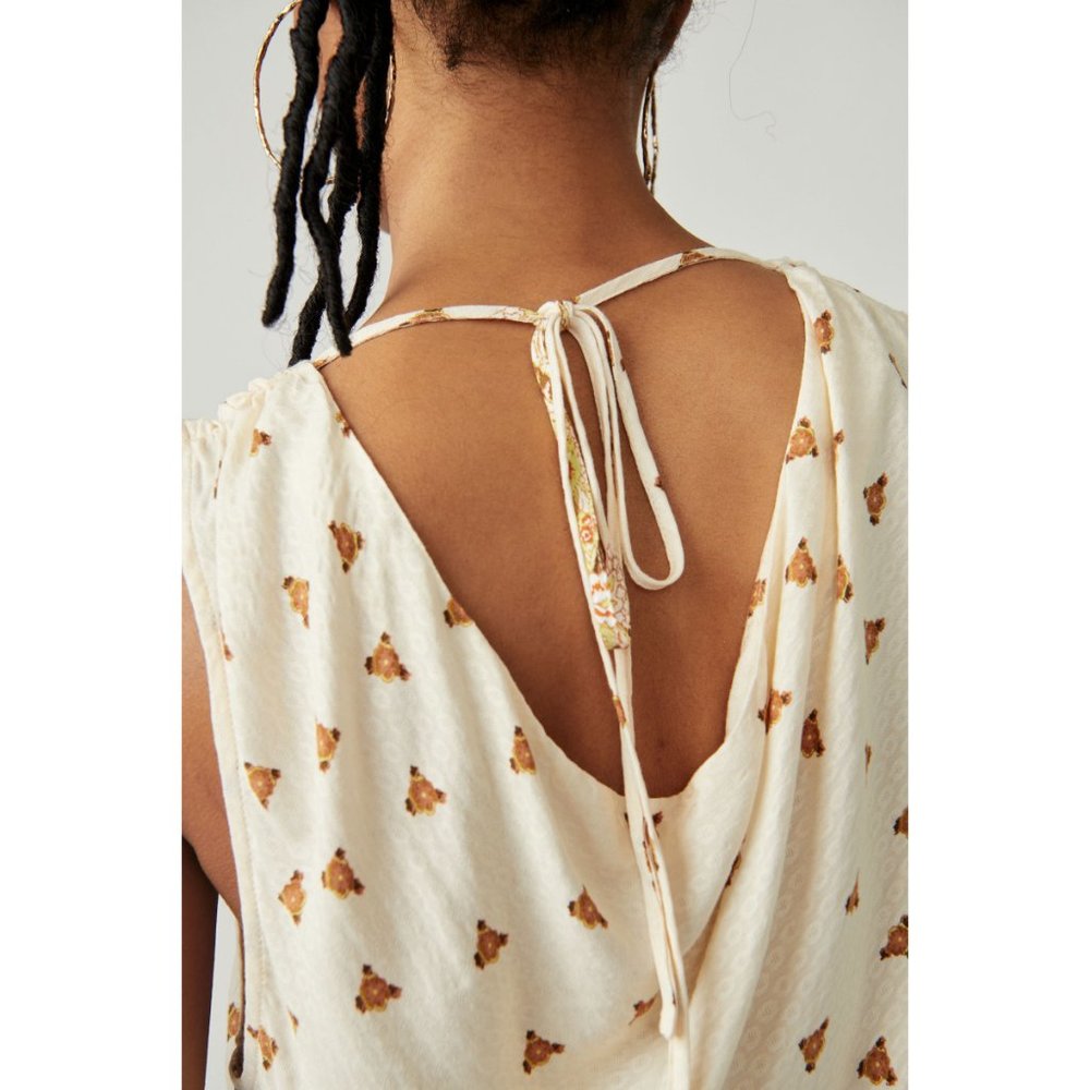 🎉LAST CHANCE🎉 FREE PEOPLE Silas Printed Cowlneck Top / Ivory Combo - Picture 9 of 13